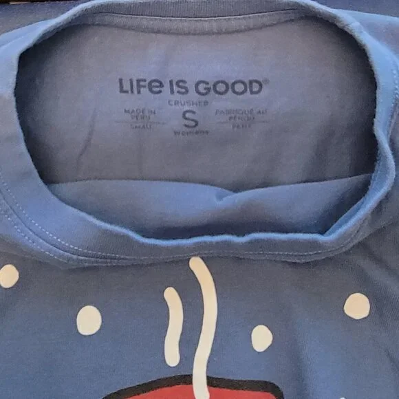 Life Is Good Women's Let it Snow Mug Long Sleeve Crew Neck Crusher Tee - S - Picture 5 of 5